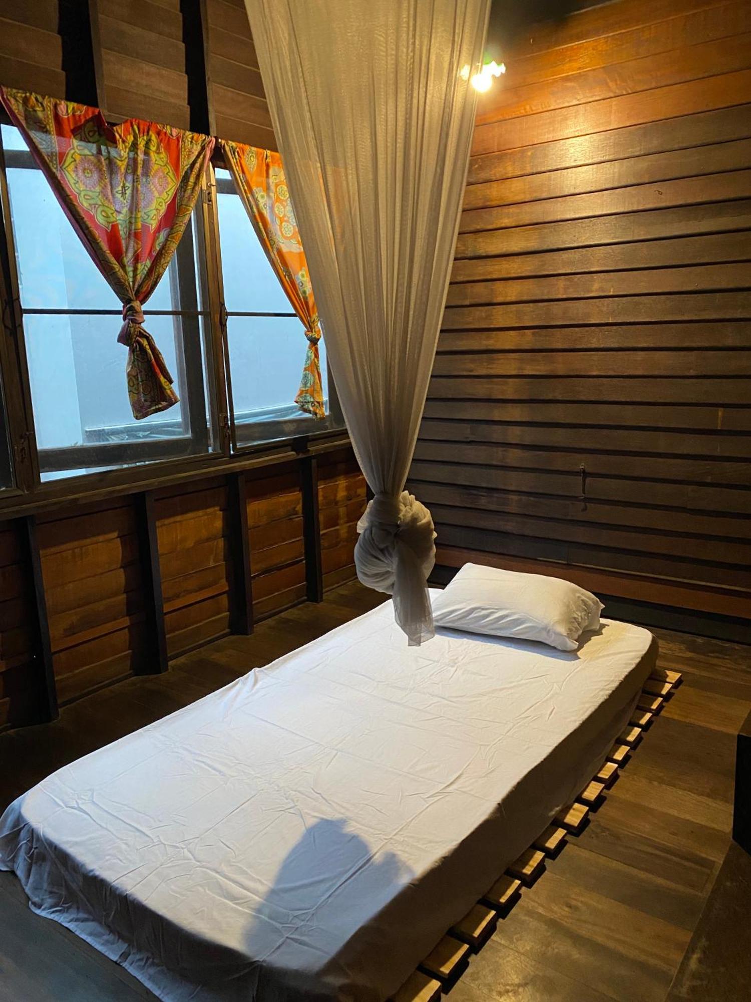 Chest'S Place Bangkok Dış mekan fotoğraf